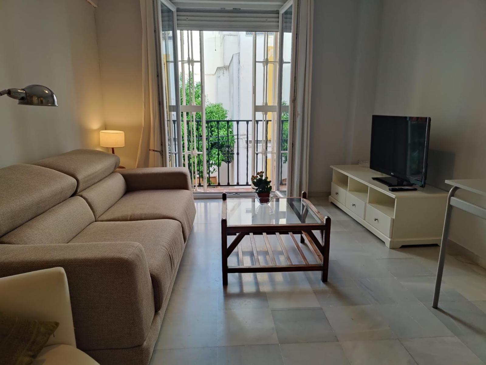 Appartement Luminoso Exterior Con Balcon Y Patio En Centro Historico Feria-alameda *